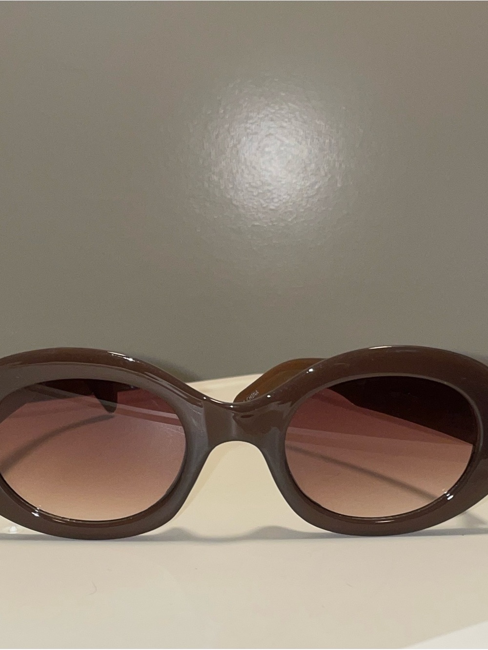 Women's Brown Oval Sunglasses with Gradient Lenses